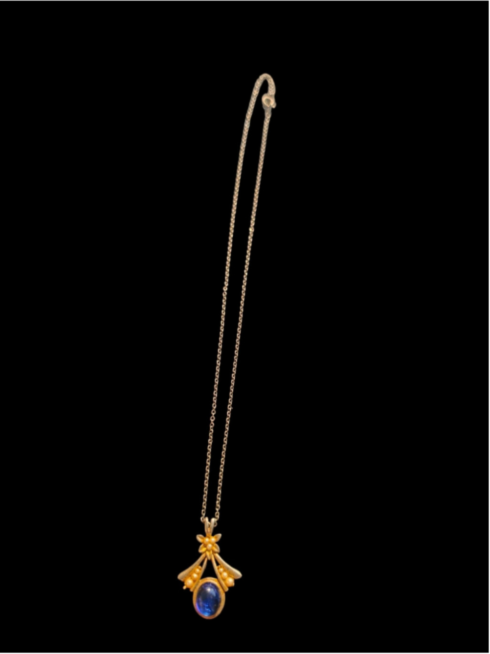 10/1/6. Vintage 70's Gold Tone Faux Pearl and Blue Resin Pendant Necklace